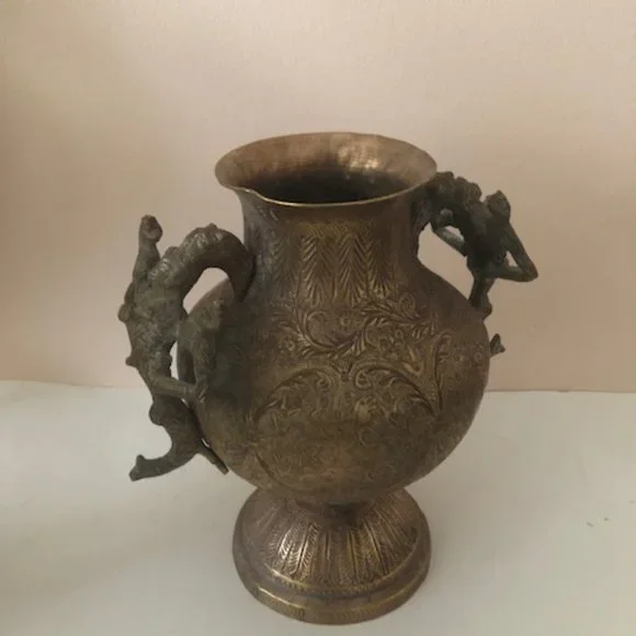Antique Oriental Bronze Vases with animal's handles. Set of 4. Hindy. gods. - Picture 11 of 15